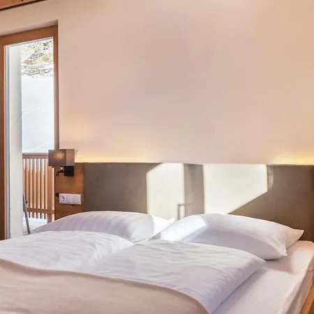 Villa Solinda App Rossini Selva di Val Gardena Exterior photo